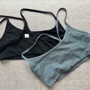 Vuori All the Feels Gray and Black Bra Bundle